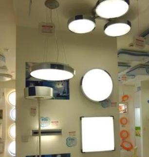 ���Ԫ�����ܷ��z��